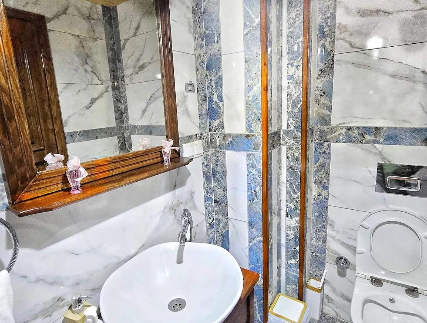 Oda ve Kahvaltı Sirincem Plus İzmir